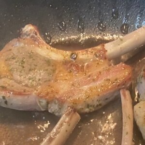 ヘルシーで簡単☆ラム肉ステーキ！